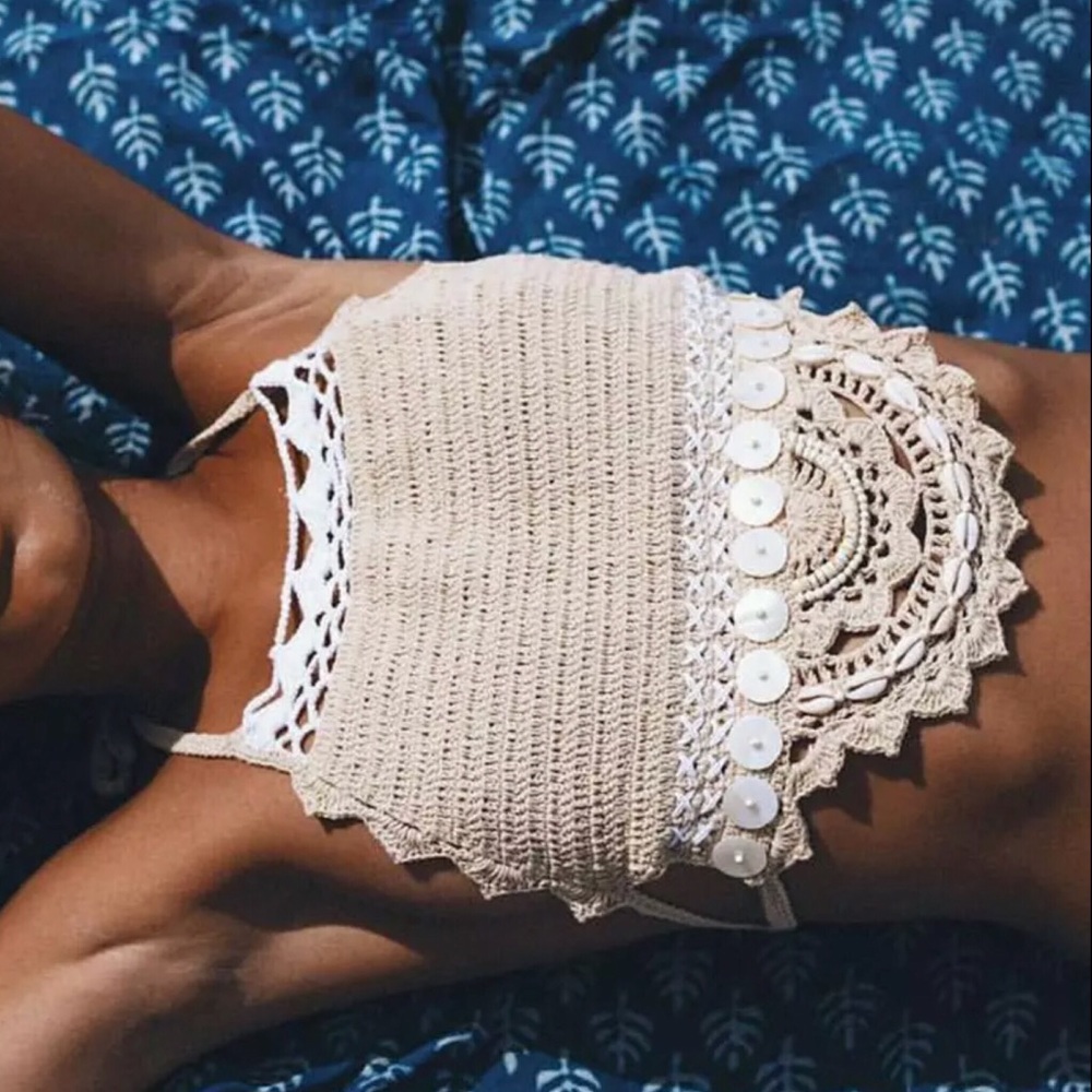 R E L I S T E D  LAST SIZE SMALL crocheted halter bikini - Picture 2 of 6